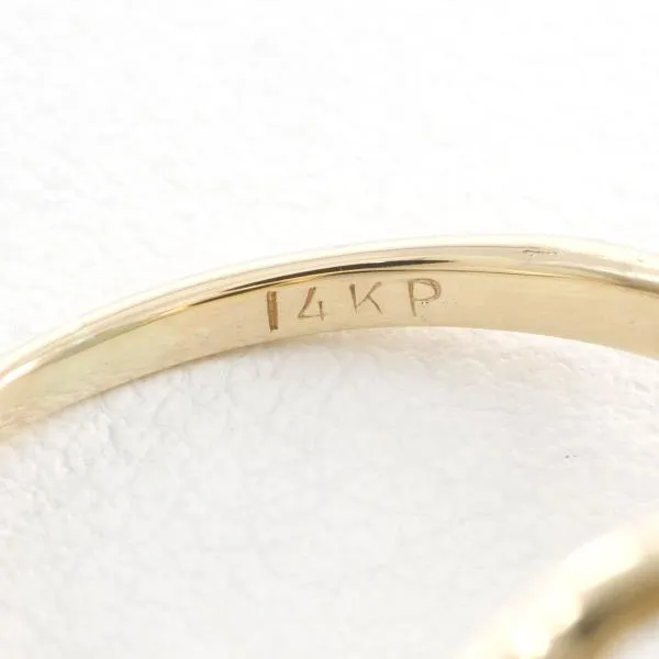 14K Yellow Gold Coral Ring