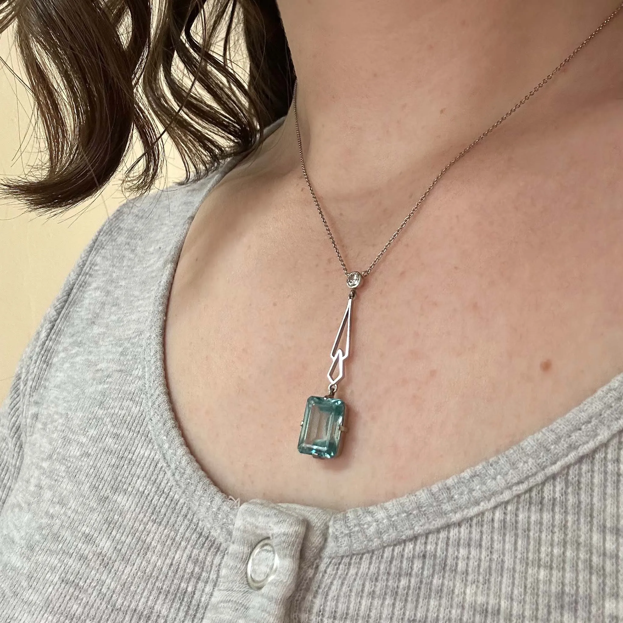 Art Deco 18ct White Gold 4.25 carat Aquamarine and Diamond Pendant