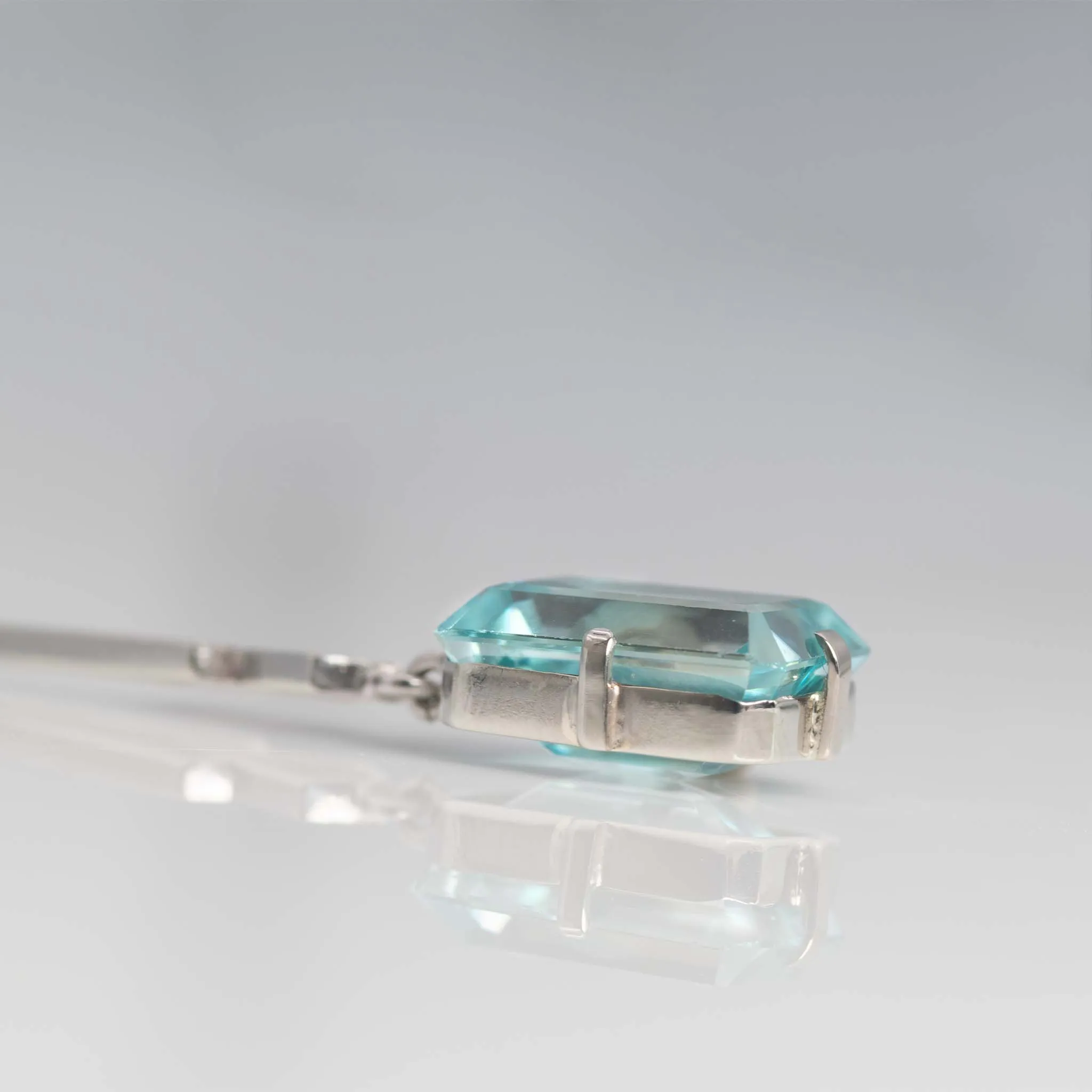 Art Deco 18ct White Gold 4.25 carat Aquamarine and Diamond Pendant