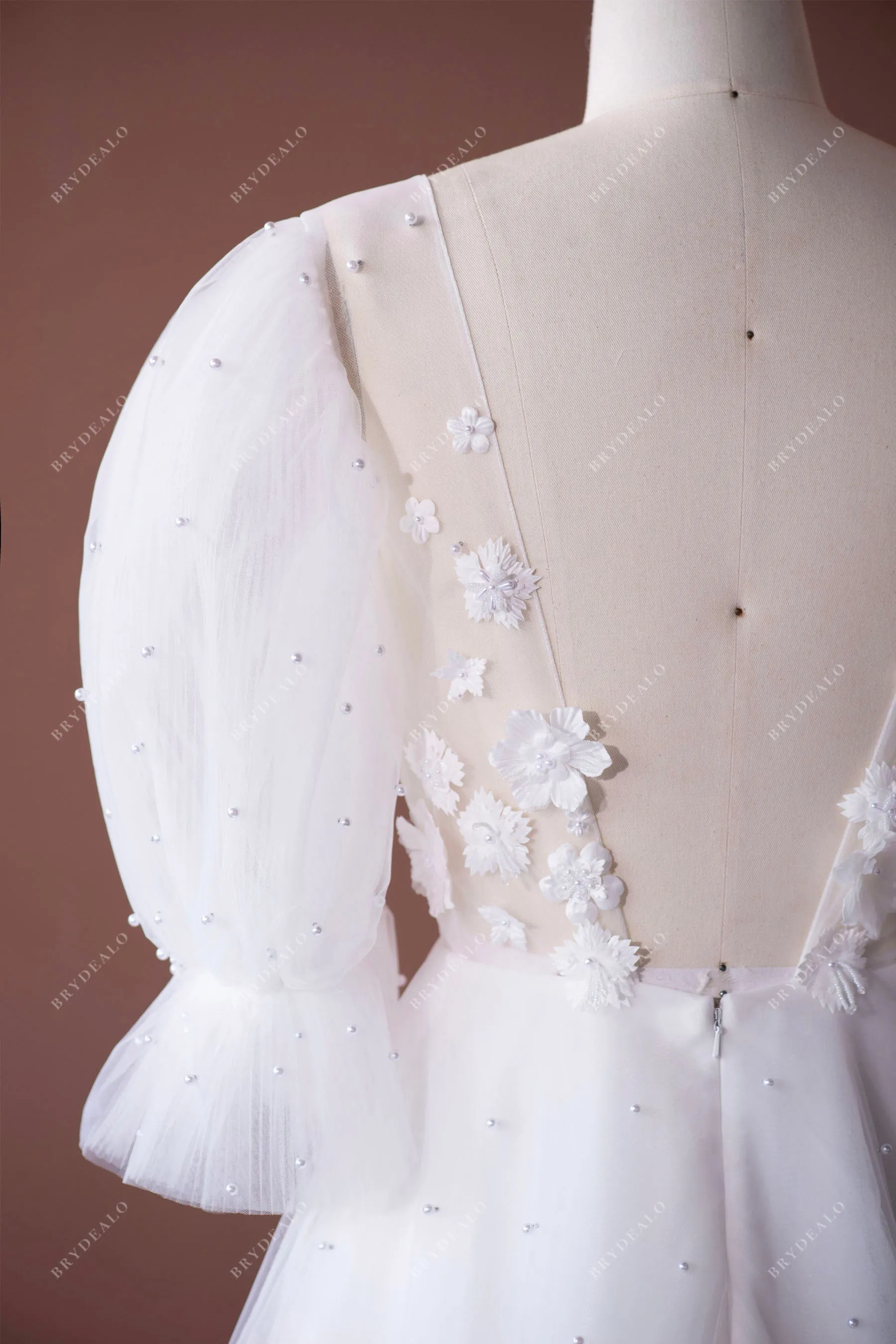 Exquisite Princess Bubble Sleeve Pearl Wedding Dress