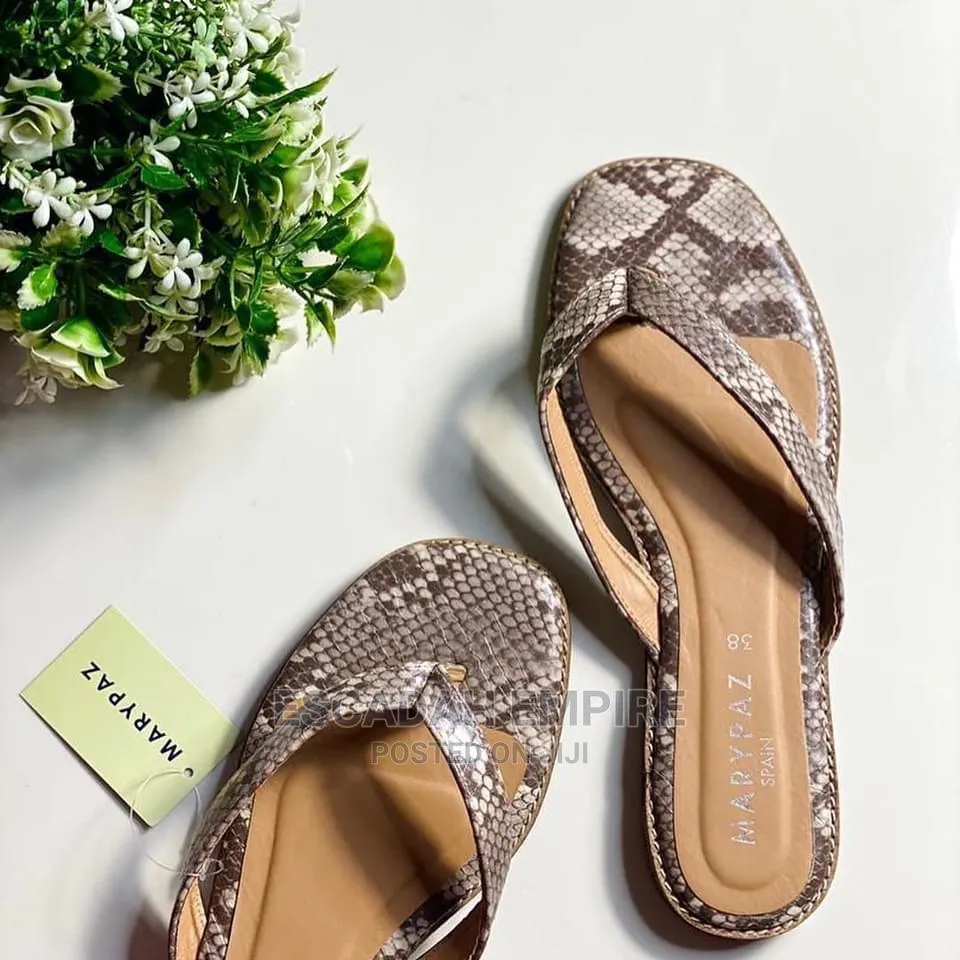 M.Paz Exquisite Snake Print Designed Leather Slipper