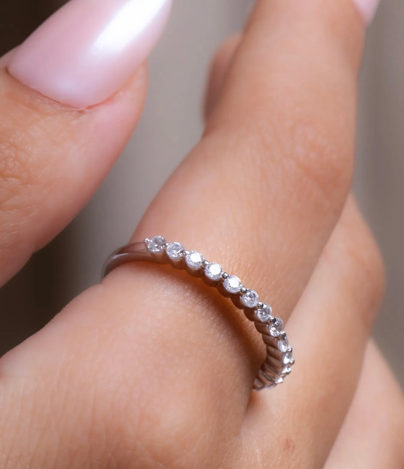 Zircon (096) Ring